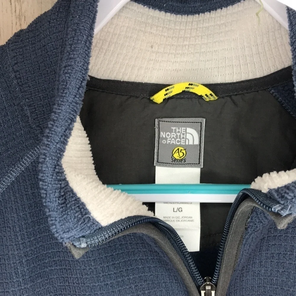 The North Face1/4 Zip Pullover
